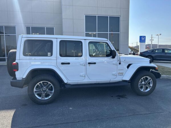 2021 Jeep Wrangler Unlimited Sahara 4x4 - Image 7