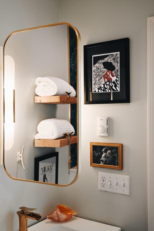 Main Bathroom